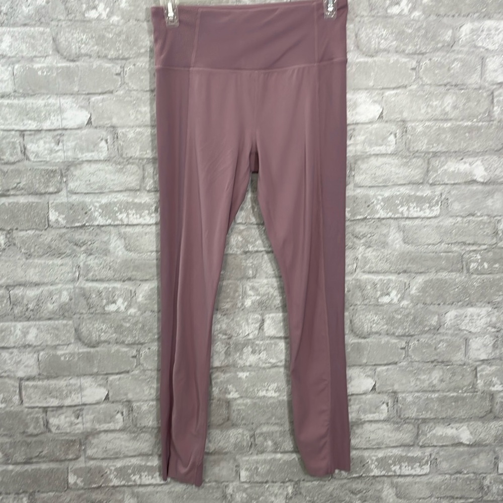Athleta Elation Hybrid Ribbed
Barre Leggings
